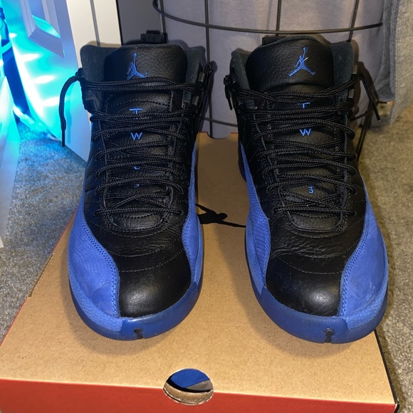 Nike Air Jordan Retro XII 12 Royalty Taxi White / Black RARE  Air Jordan 12 retro